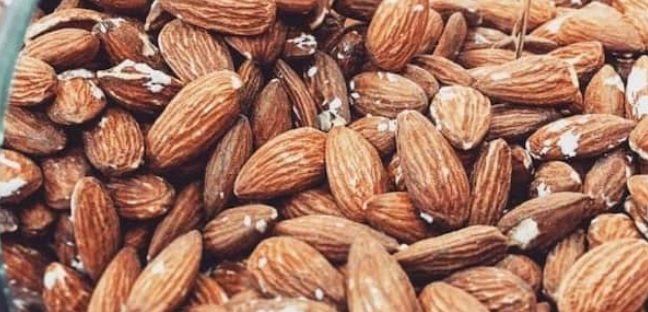 خرید مغز بادام درختی شور + قیمت استثنایی
